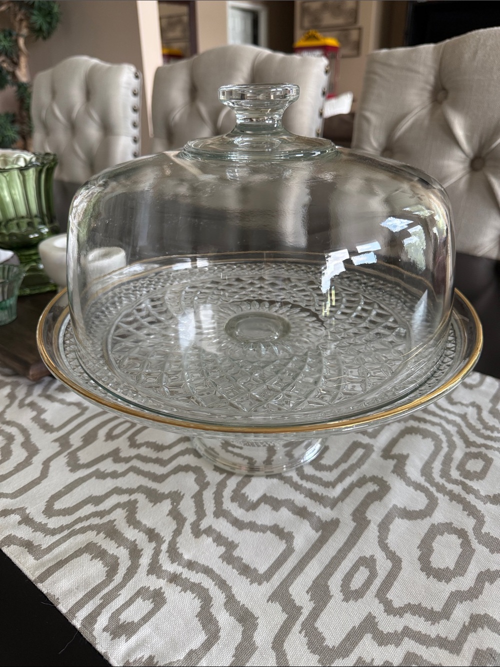 Anchor Hocking Wexford Cake plate with dome.